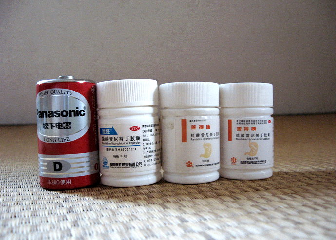 小制作：巧用旧药瓶制作5号转1号的电池筒