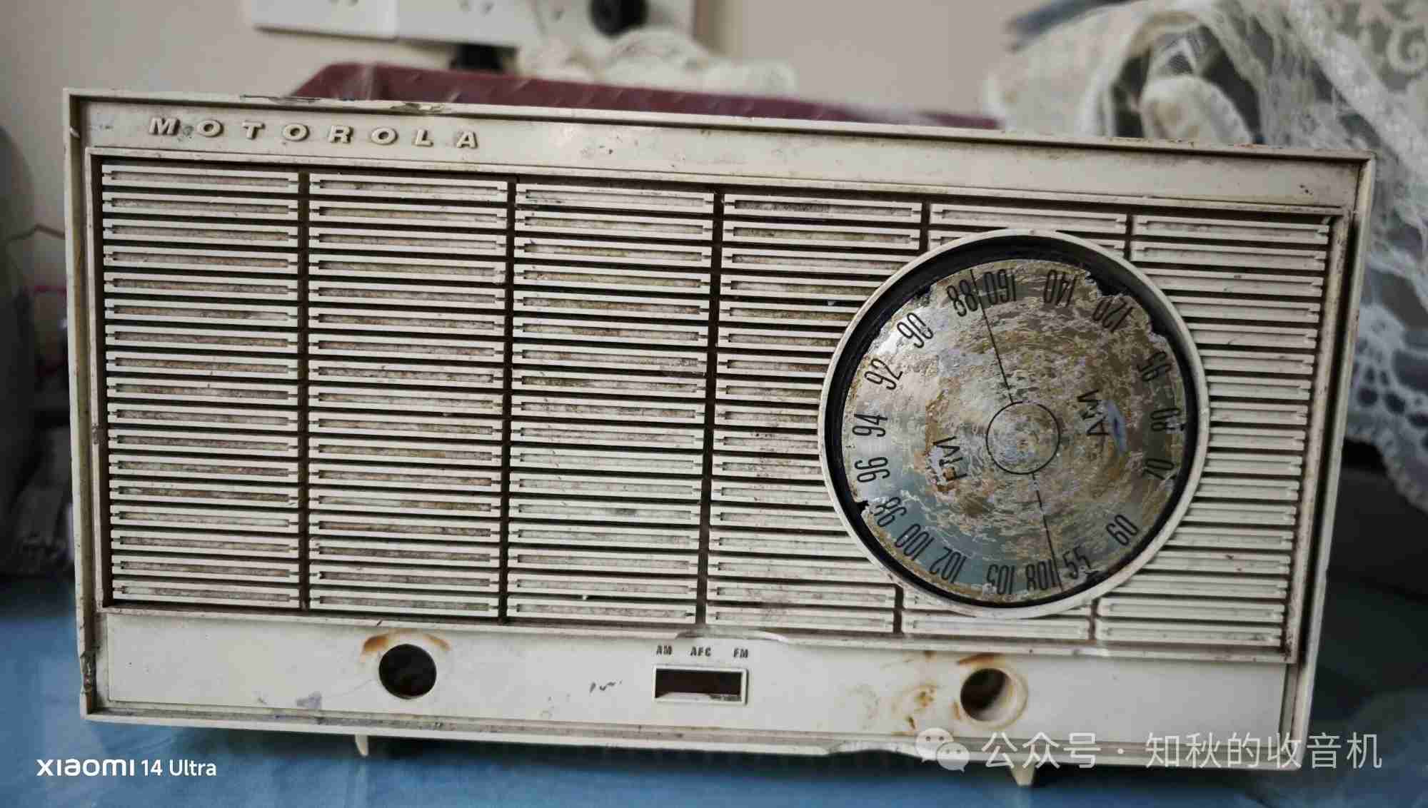 摩托罗拉电子管调频调幅收音机的检修（一）