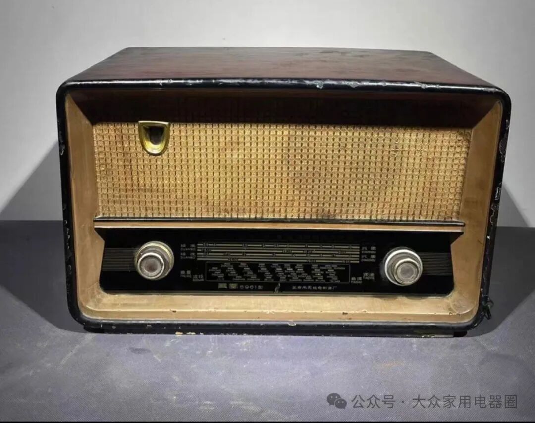 为什么老收音机越修越难听？罪魁祸首其实是它​