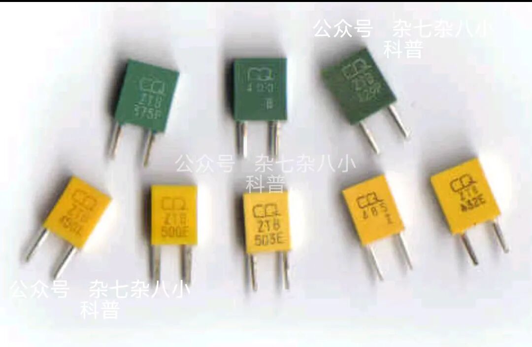 不使用线圈和可变电容，而使用陶瓷谐振器的矿石收音机