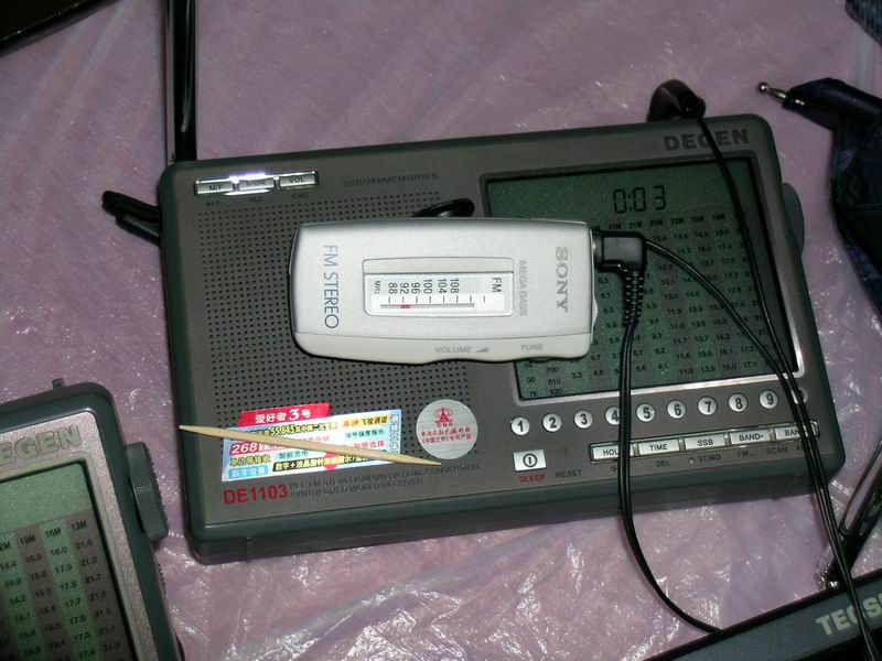 我用SONY SRF-S53袖珍FM收音机