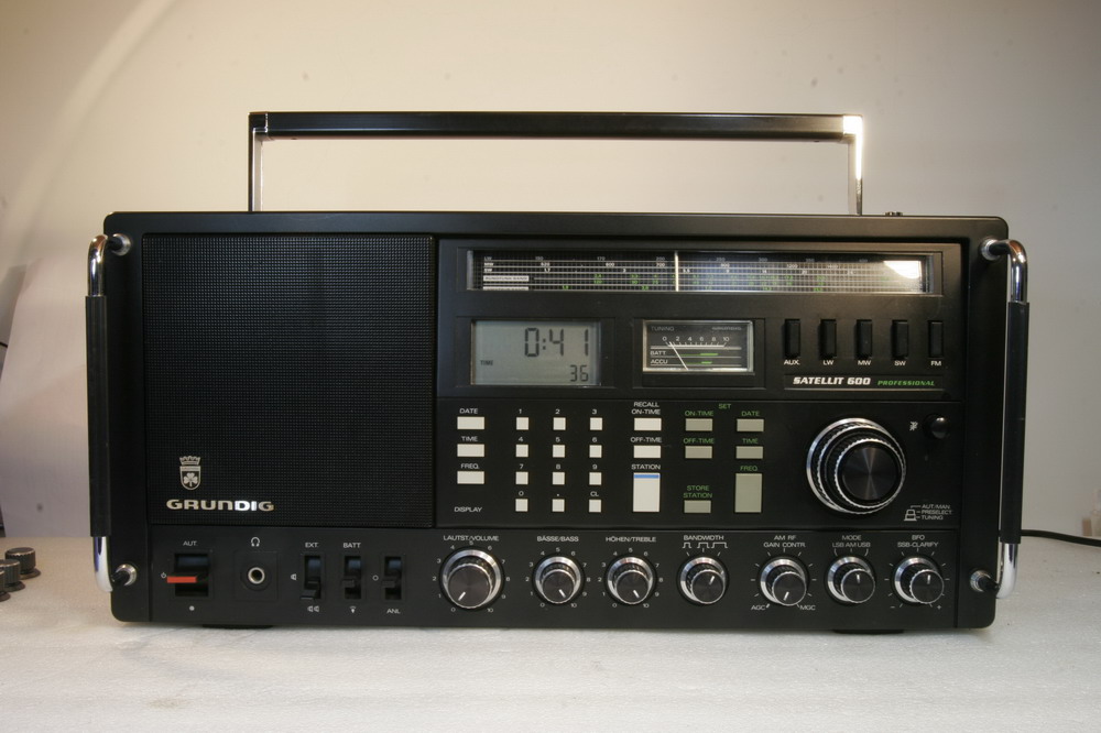 GRUNDIG Satellit 600、650杀鸡图